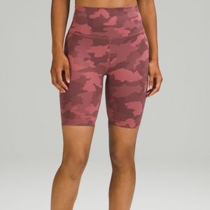 Wunder Train High-Rise Short 8"